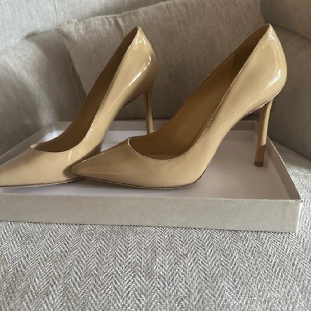 Jimmy CHOO heels, NEW in BOX, size 37.5